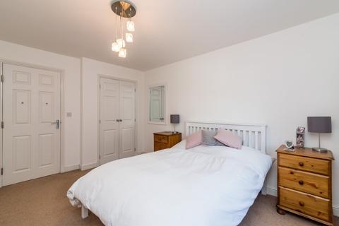 37 Blakeman Way, Lichfield, WS13 8FH