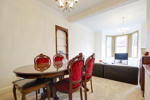 1 Alexandra Avenue, London, N22 7XE