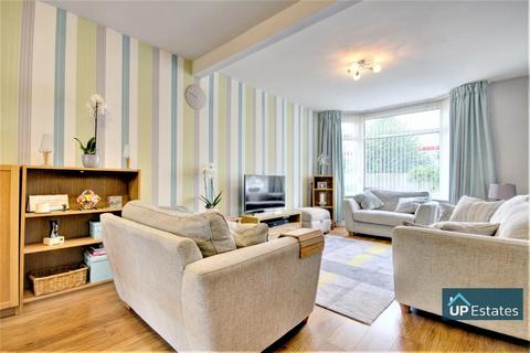 60 Torrington Avenue, Coventry, CV4 9AR
