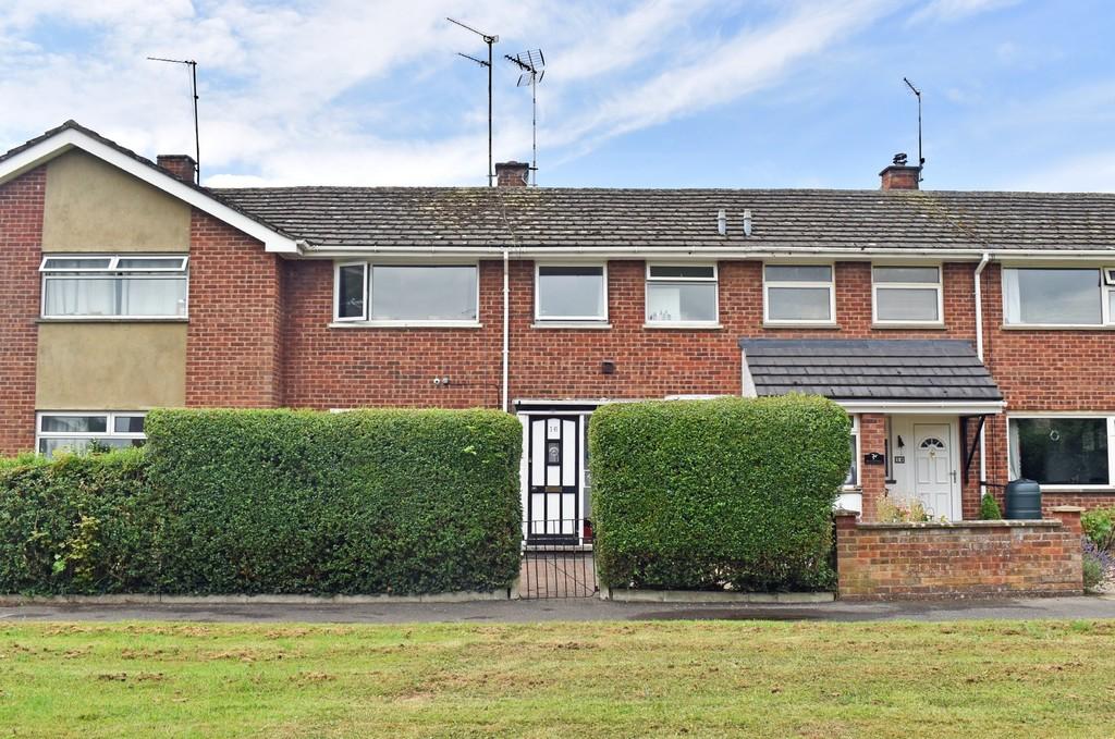 Sandyhome Road, Towcester 3 bed terraced house £269,950