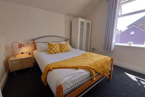 132 Humberstone Road, Grimsby, DN32 8DR