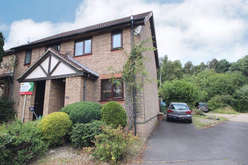 Goodlands Vale, Hedge End, SO30 4SL 2 bed end of terrace house £895