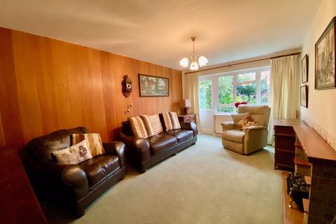 9 Thwaite Close, Erith, DA8 1DP