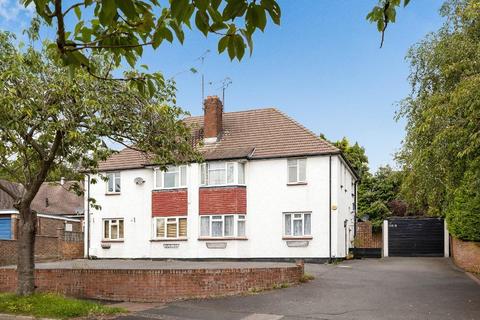 18b The Drive, Orpington, BR6 9AP