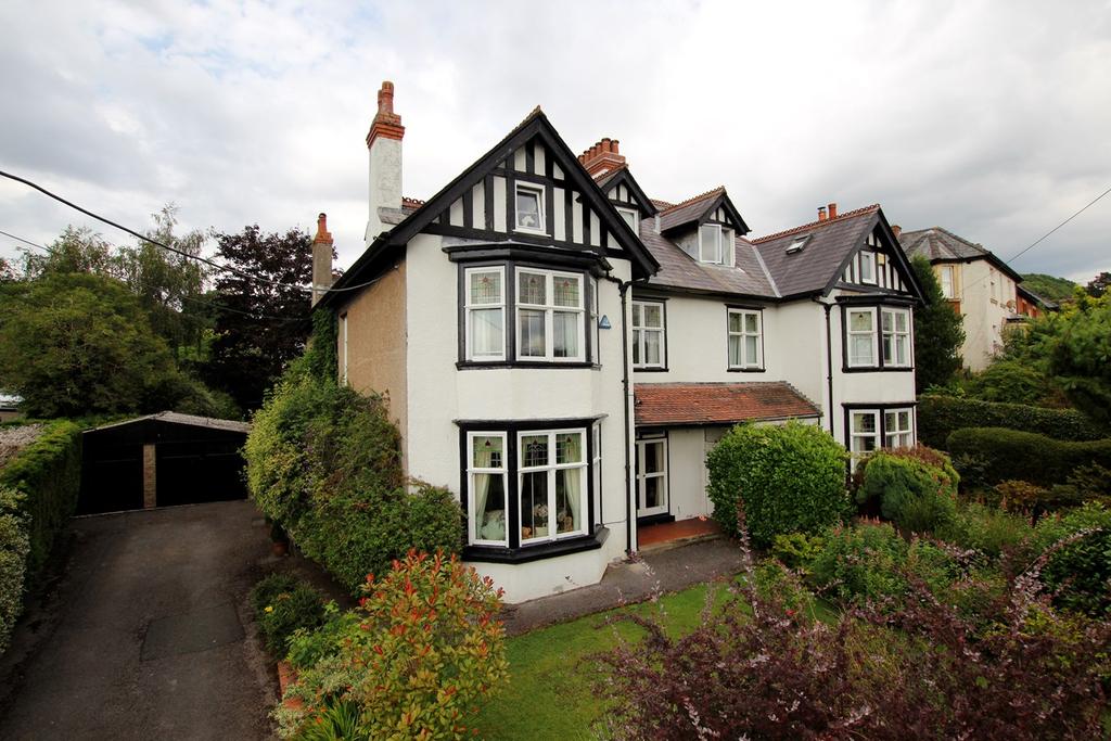 Camden Road, Brecon, LD3 5 bed semidetached house £600,000