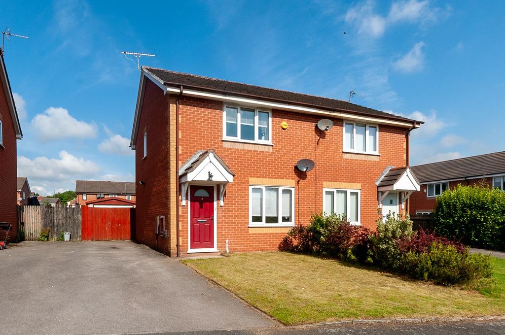 Yorkshire Gardens, St Helens, WA10 2 bed semidetached house £135,000