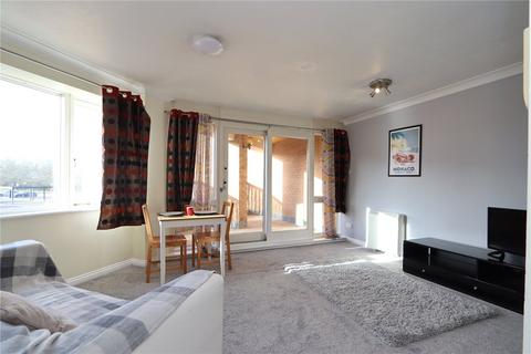 undefined, North Row, Milton Keynes, MK9