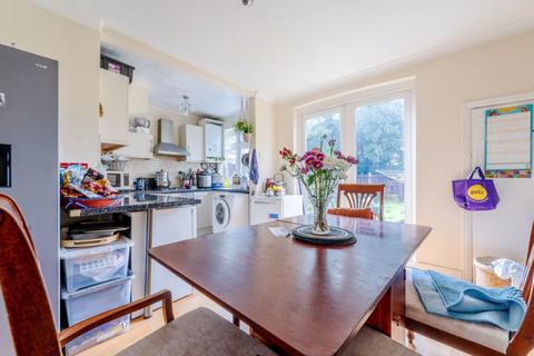 16 Vale Road, Sutton, SM1 1QH