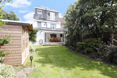 3 Mayfair Avenue, Bexleyheath, DA7 4TN