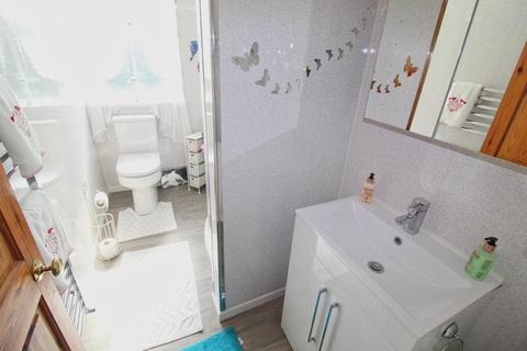7 Cliff Road, Hornsea, HU18 1LL