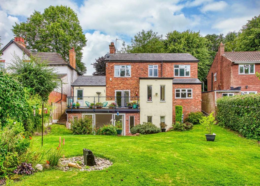 11, Claremont Road, Penn Fields, Wolverhampton, WV3 4 bed detached