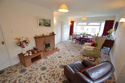 9 Mount Way, Pontesbury, Shrewsbury, SY5 0RB