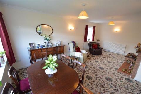 9 Mount Way, Pontesbury, Shrewsbury, SY5 0RB