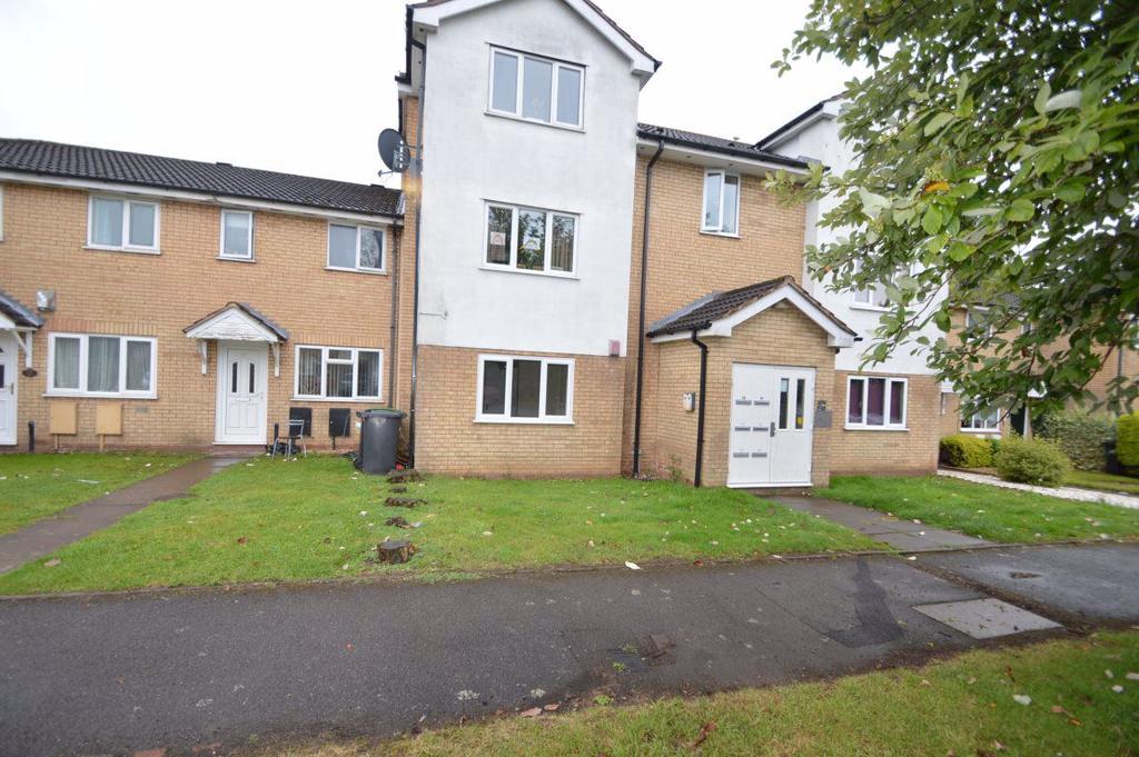 Foxdale Drive, Brierley Hill 2 bed flat £450 pcm (£104 pw)
