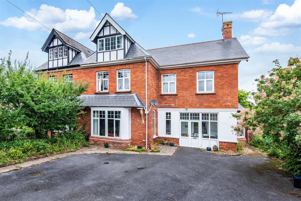 The Avenue, Tiverton 7 bed semidetached house £595,000