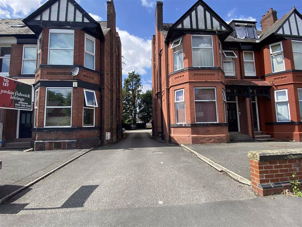 Norwood Road, Stretford 2 bed flat £795 pcm (£183 pw)