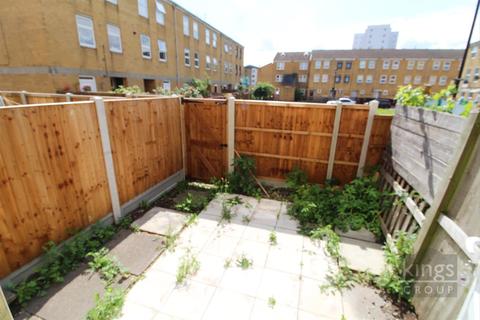 9 Warmington Close, London, E5 0BX