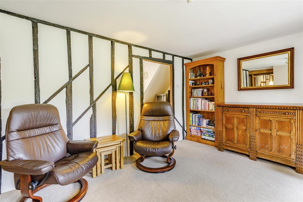 8473989-interior04.jpg