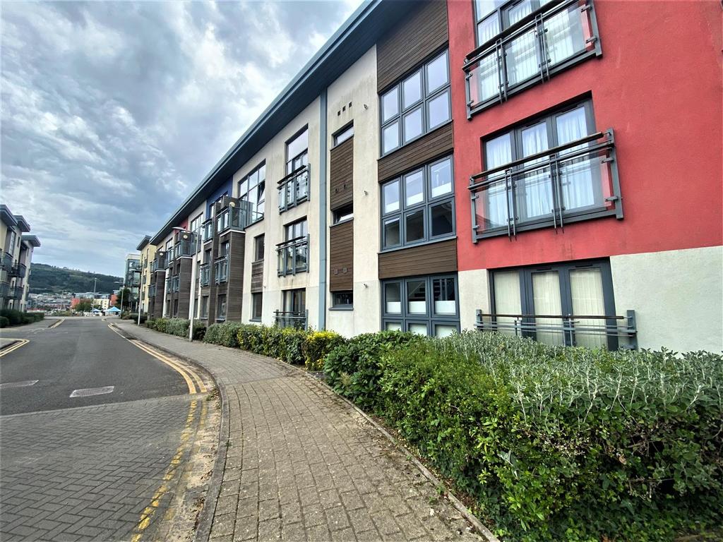 St Margarets Court, Marina, Swansea 1 bed apartment £139,995