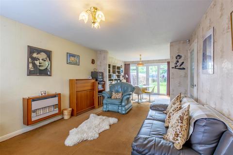 30 Grange Drive, Castle Donington, Derby, DE74 2QU