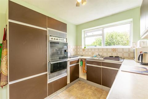 30 Grange Drive, Castle Donington, Derby, DE74 2QU