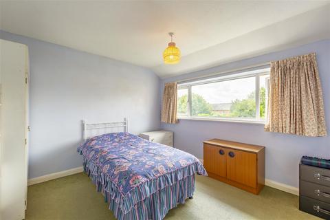 30 Grange Drive, Castle Donington, Derby, DE74 2QU