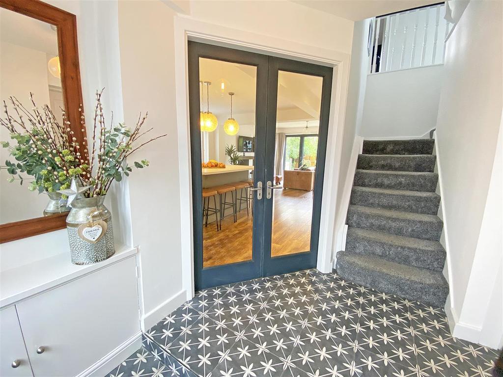 Ennismore Road, Crosby, Liverpool 4 bed detached house £550,000