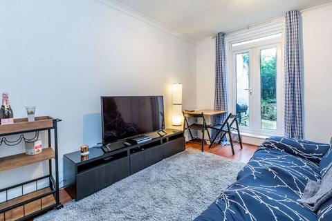 1 bedroom ground floor flat to rent, N10