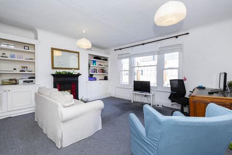 2 bedroom flat to rent, N8