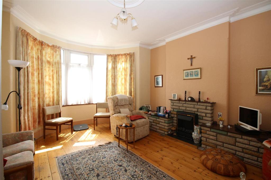 Dunkeld Road, Dagenham 3 bed house £475,000