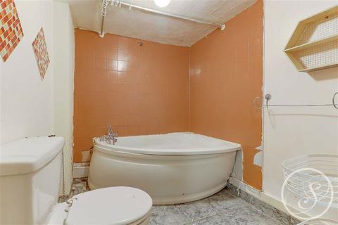 38 Elsham Terrace, Leeds, LS4 2RB