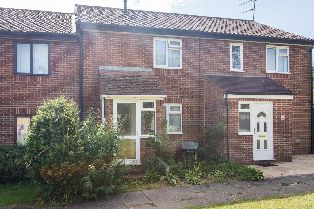 Way, Canterbury 2 bed terraced house £290,000