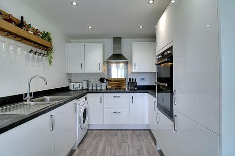 11 Appersett Close, Harrogate, HG3 2YJ