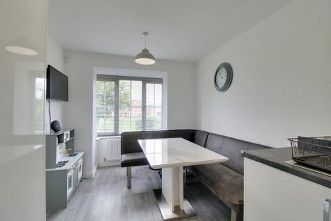 11 Appersett Close, Harrogate, HG3 2YJ