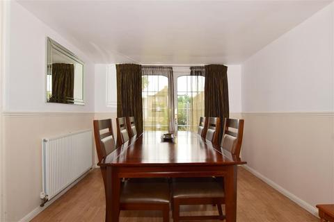 74 Wrotham Road, Welling, DA16 1LN