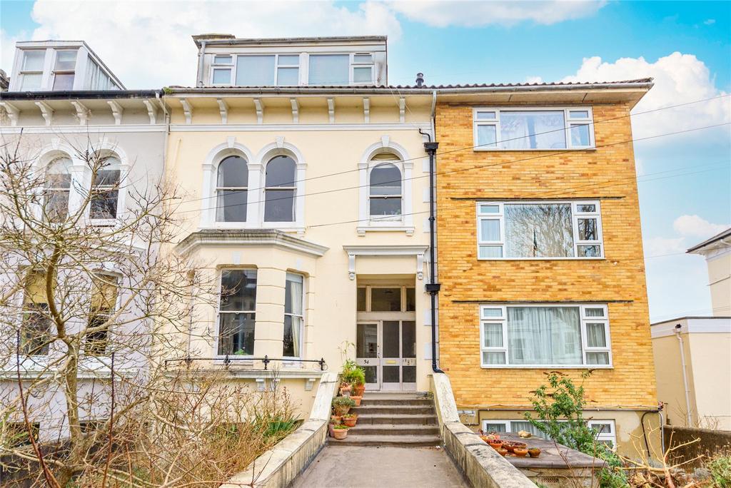 Clermont Terrace, Brighton, BN1 2 bed £250,000
