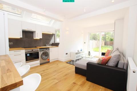 undefined, Glenwood Road, London, SE6 4NF