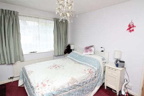 3 Broadmead, Callington, PL17 7DD
