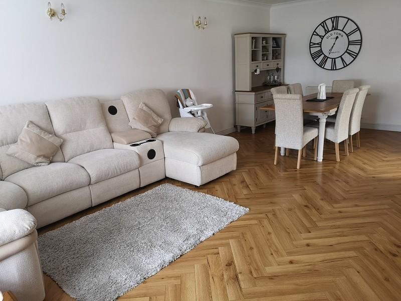 Stratton Way, Neath Abbey, Neath, Neath Port Talbot. 3 bed detached