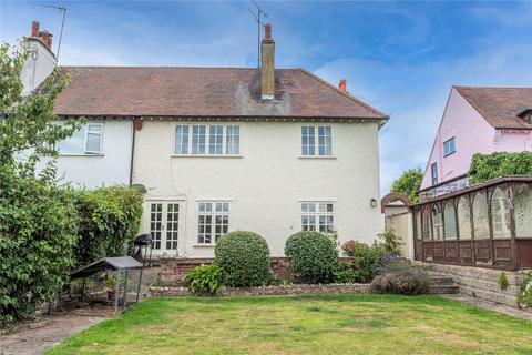 12 Broadclyst Gardens, Southend-on-sea, SS1 3QP