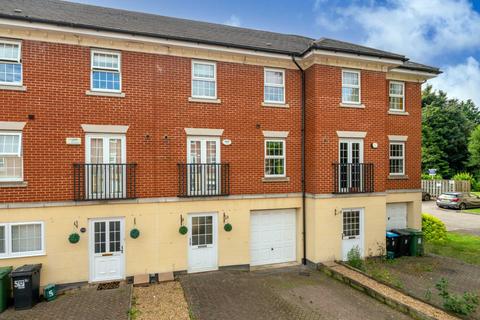 7 Bittern Close, Hemel Hempstead, HP3 9FQ