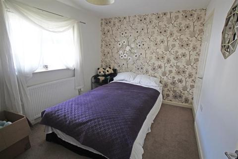 63 Bronte Paths, Stevenage, SG2 0PG