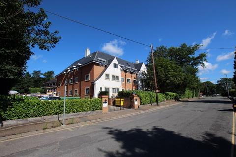 3 bedroom retirement property for sale - Bolnore Road, Haywards Heath