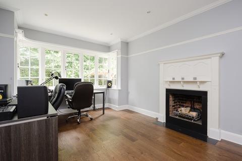 Raleigh House Raleigh Drive, Claygate, Esher, KT10 9DE
