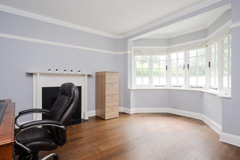 Raleigh House Raleigh Drive, Claygate, Esher, KT10 9DE