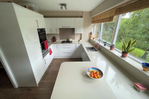 61 Park Meadow, Hatfield, AL9 5HB