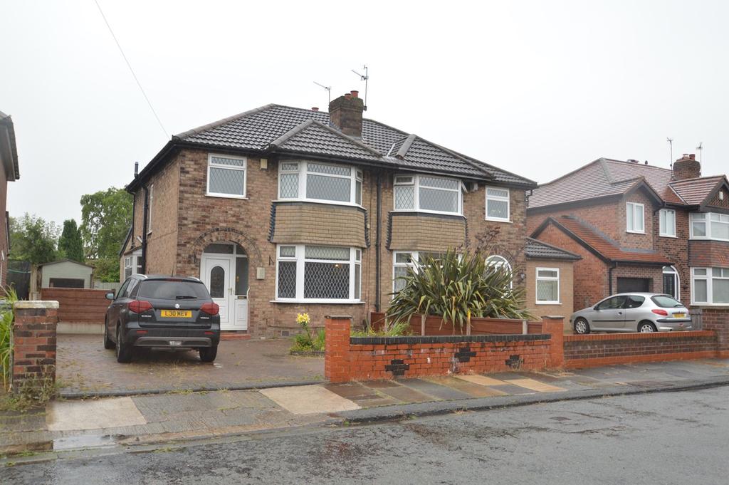 Cranmere Drive, Sale, M33 3 bed semidetached house £1,550 pcm (£358 pw)
