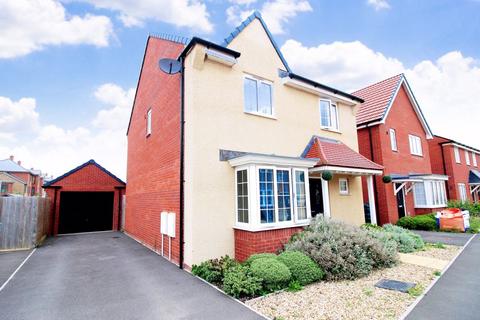 1 Egret Drive, Yatton, Bristol, BS49 4FN