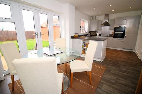 1 Egret Drive, Yatton, Bristol, BS49 4FN