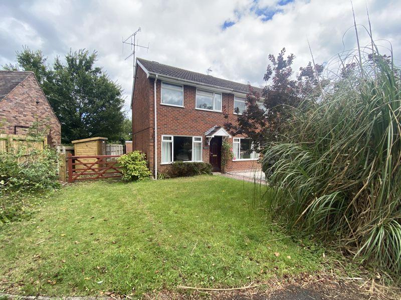 Market Fields, Eccleshall, Stafford 3 bed semi-detached house - £700 ...